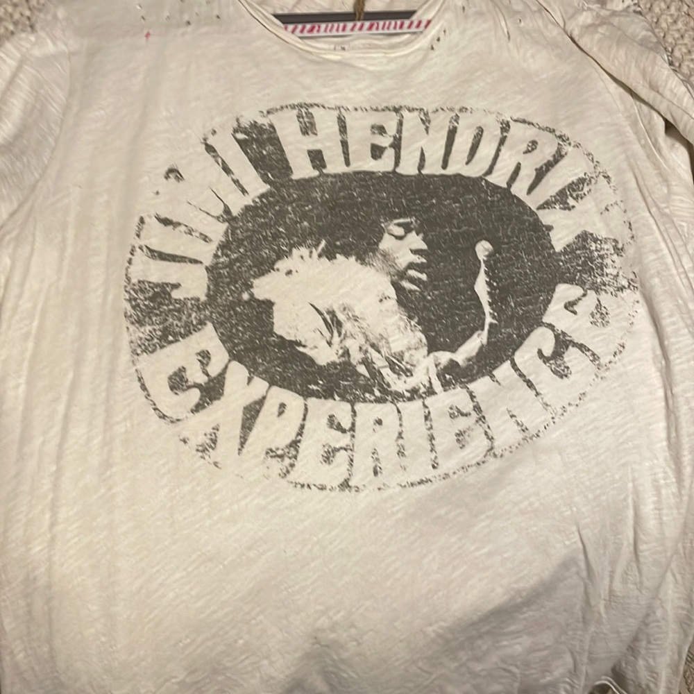 Magnolia Pearl tee